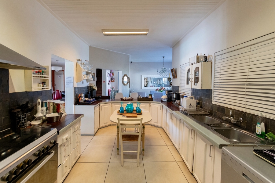 8 Bedroom Property for Sale in Country Club Western Cape